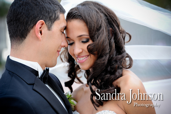 Best Maggiano's Orlando wedding photographer - Sandra Johnson (SJFoto.com)